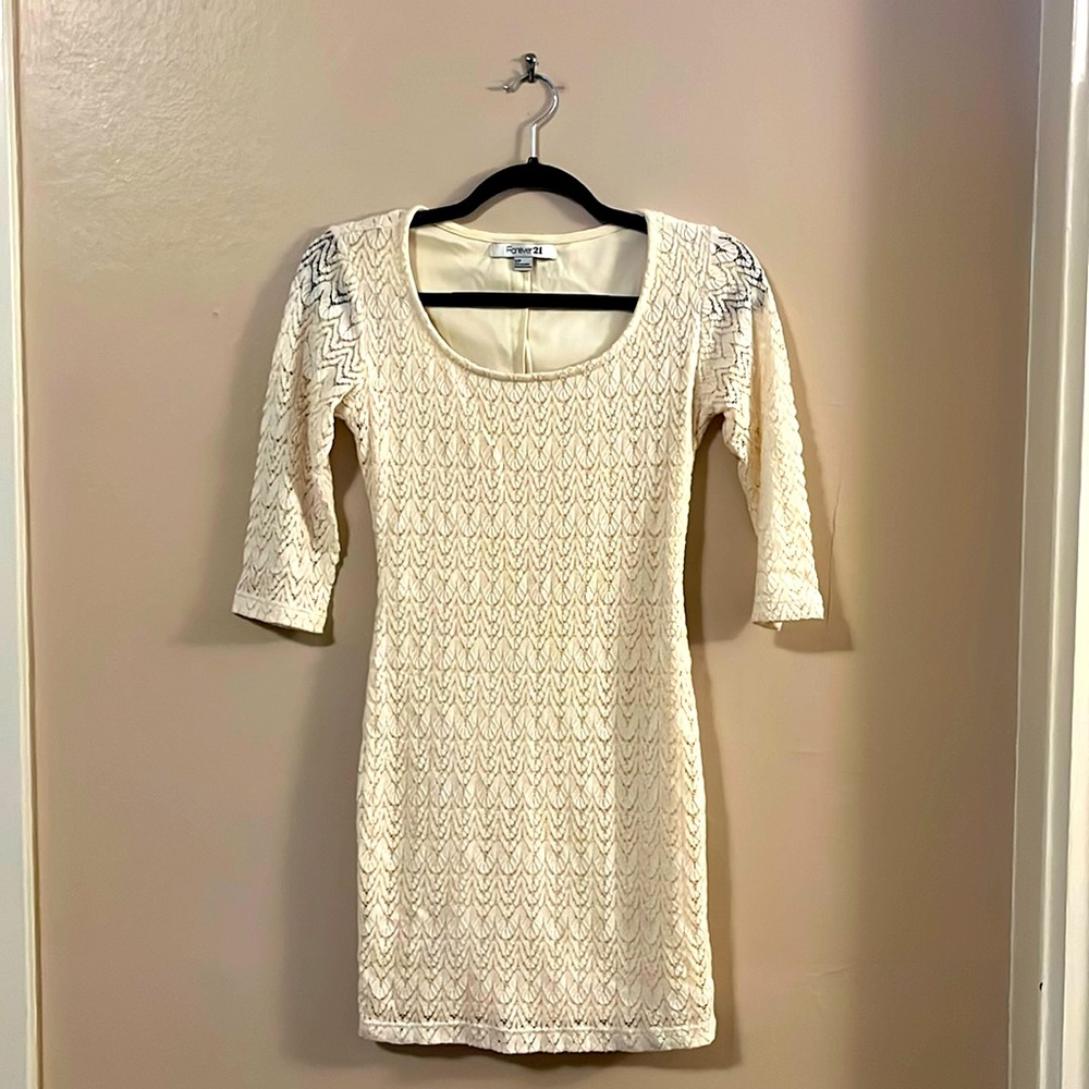 Forever 21 Cream Lace 3/4 Sleeve Body-con Mini Dress S